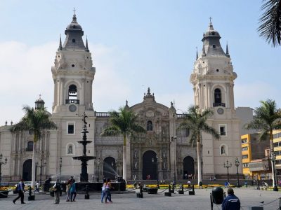 1280px-Cathedral_of_Lima,_Peru